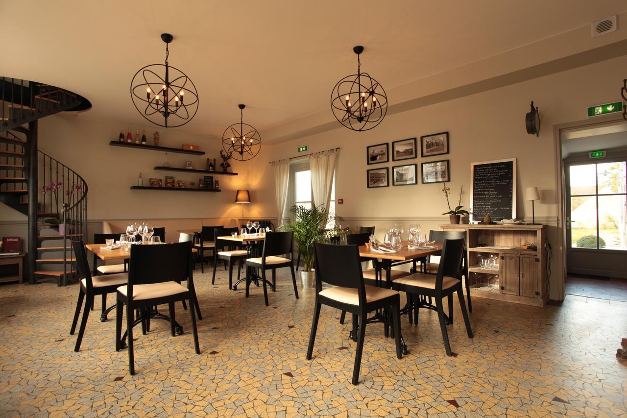 Auberge Du Chasseur Grosrouvre Buitenkant foto